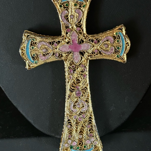 Vintage Gold Filigree Cloisonné Cross Pendant Necklace - Picture 5 of 9